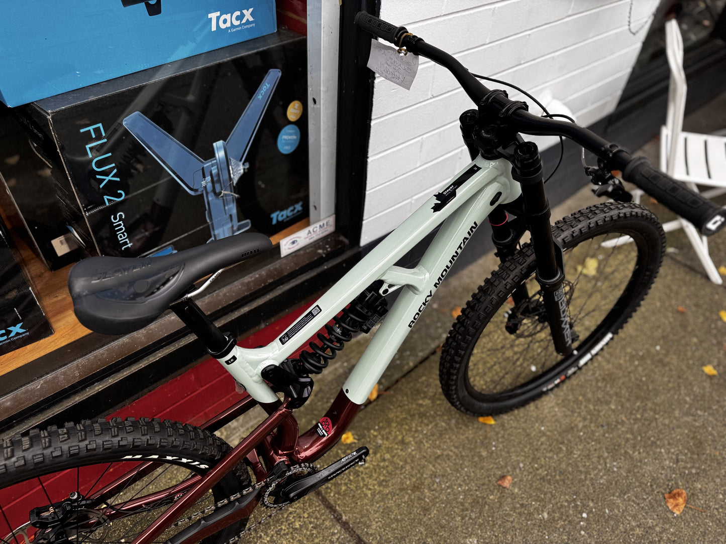 Rocky Mountain Slayer Park - Slayer - Slayer Park - Rocky Mountain Bikes - More Bikes Vancouver - Vancouver - More Bikes - DH Bike - Downhill bikes - Bike Park Bikes - Bike Park - Freeride - Free Ride MTB - MTB