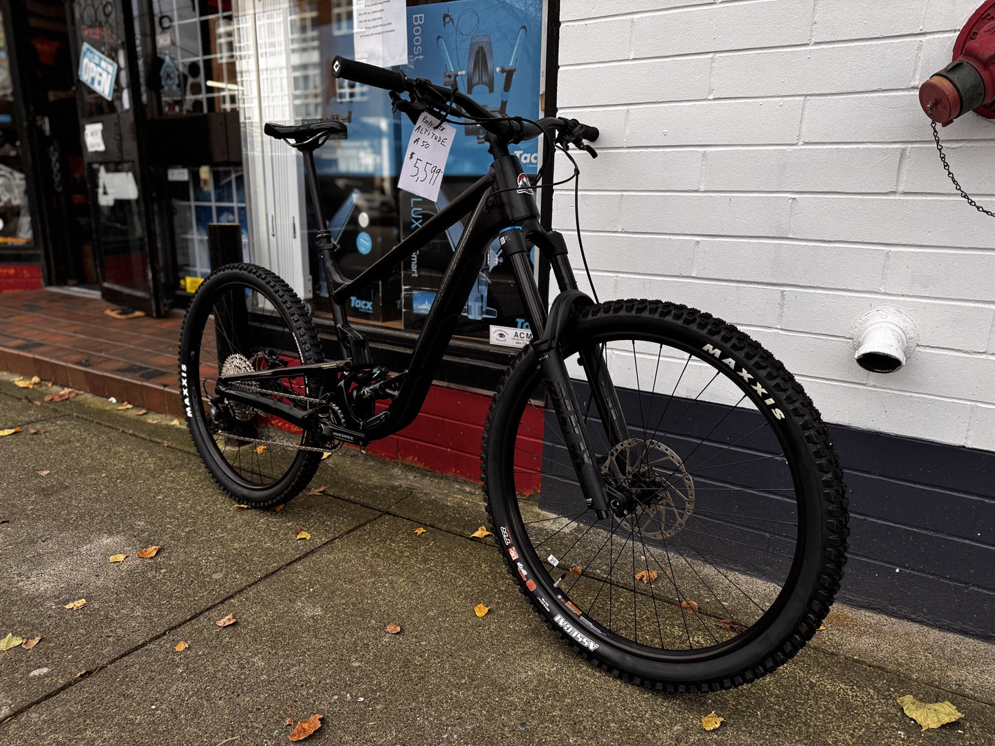 Rocky Mountain Bikes - Rocky Mountain Altitude A50 - Altitude A50 - Altitude - MTB - More Bikes - More Bikes Vancouver - Enduro MTB