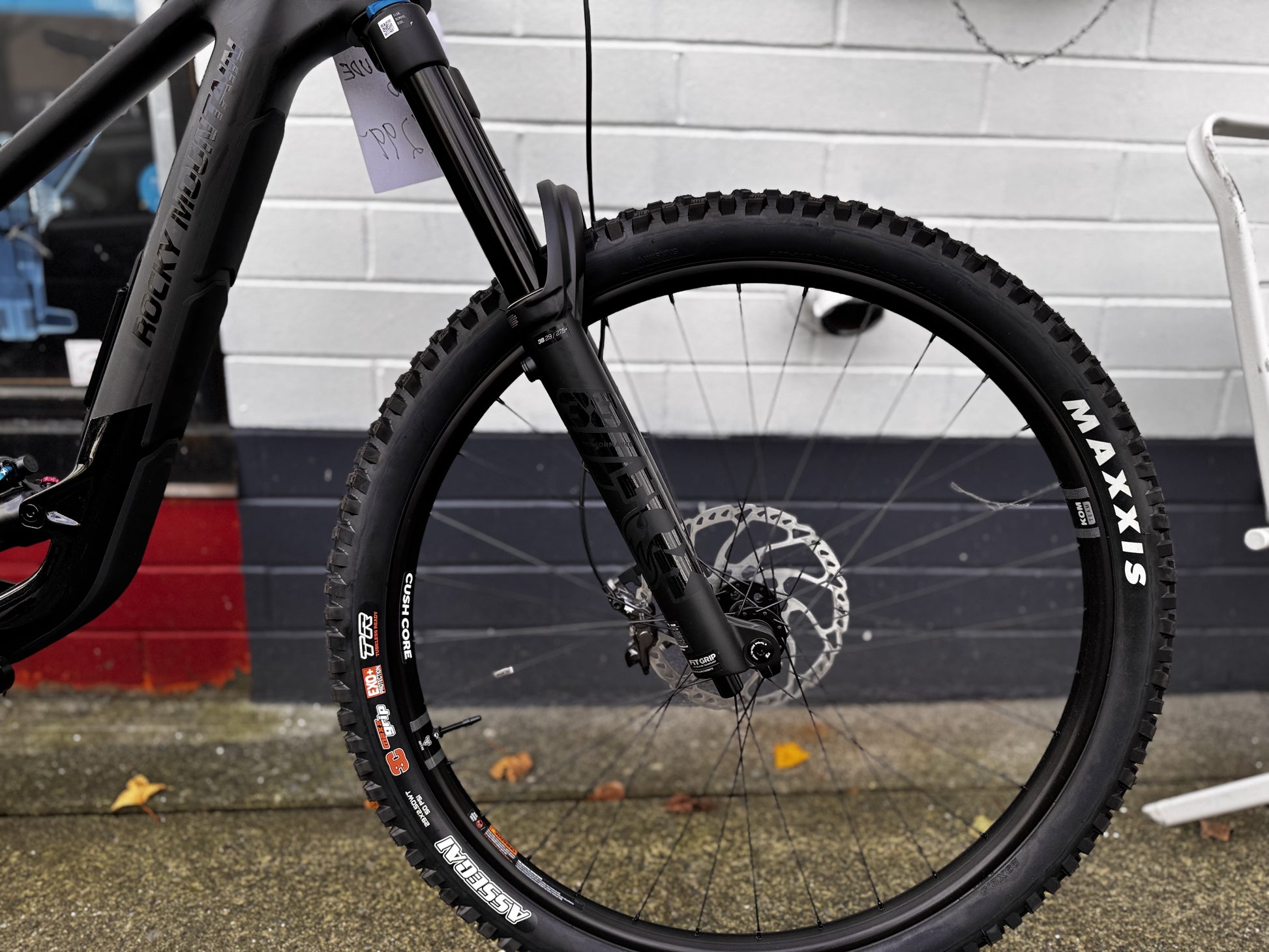 Rocky Mountain Bikes - Rocky Mountain Altitude C50 - Altitude c50 - MTB - Enduro MTB - More Bikes - More Bikes Vancouver - Vancouver