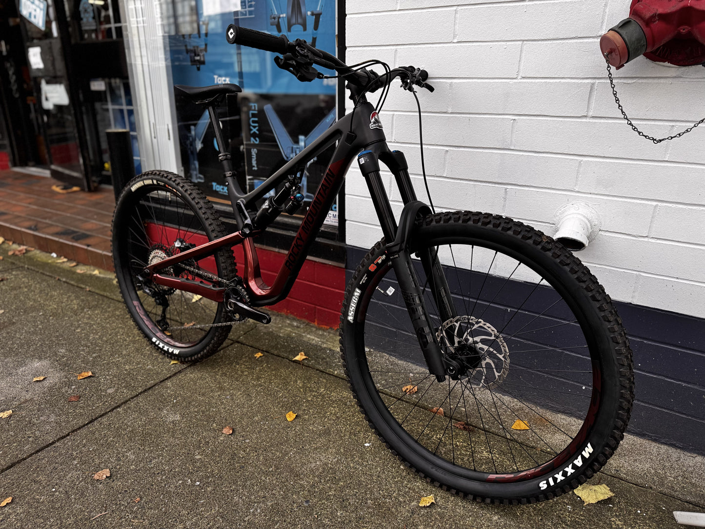 Rocky Mountain Bikes - Rocky Mountain Altitude c70 - Altitude c70 - More BIkes - More Bikes Vancouver - MTB - MTB Enduro - C70