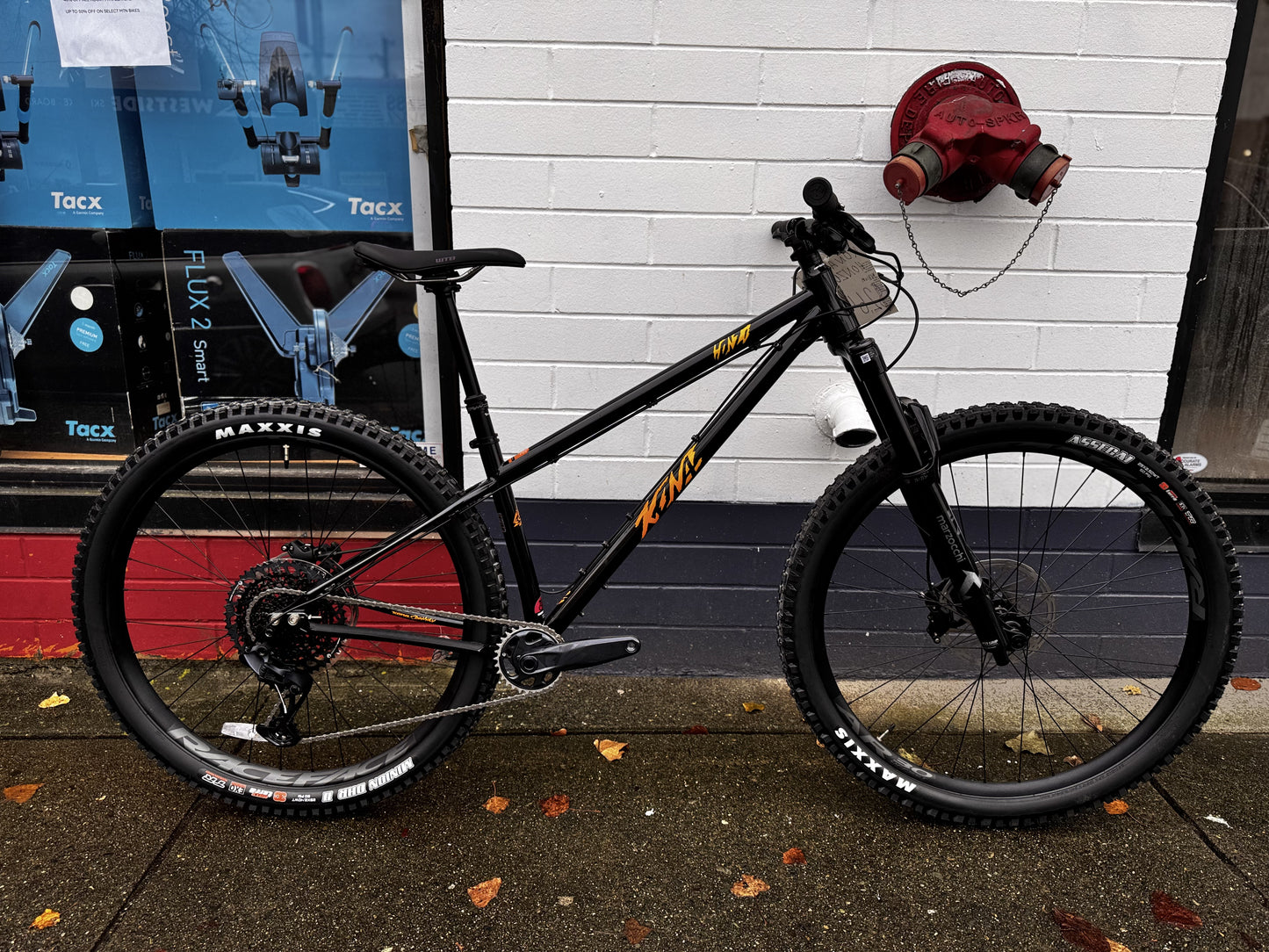 Kona Bikes - Kona Honzo ESD - More Bikes - More Bikes Vancouver - Vancouver