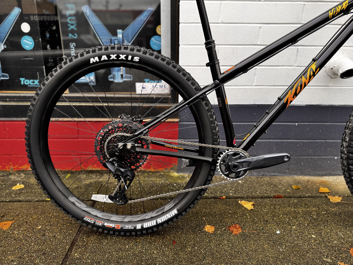 Kona Bikes - Kona Honzo ESD - More Bikes - More Bikes Vancouver - Vancouver