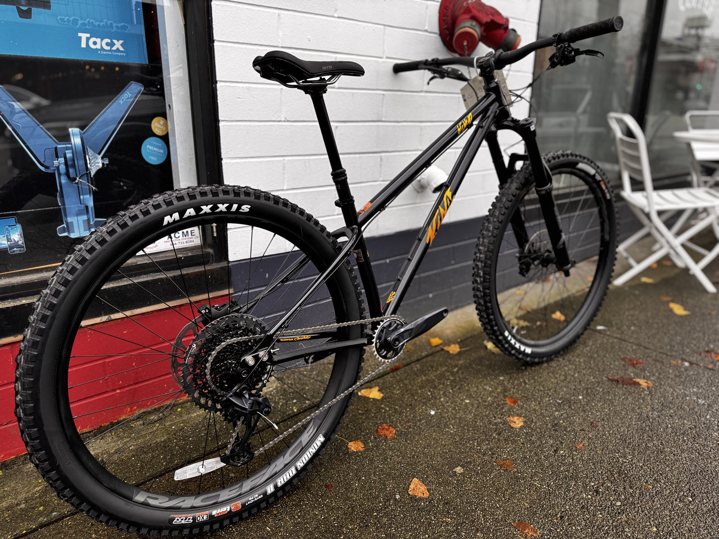 Kona Bikes - Kona Honzo ESD - More Bikes - More Bikes Vancouver - Vancouver