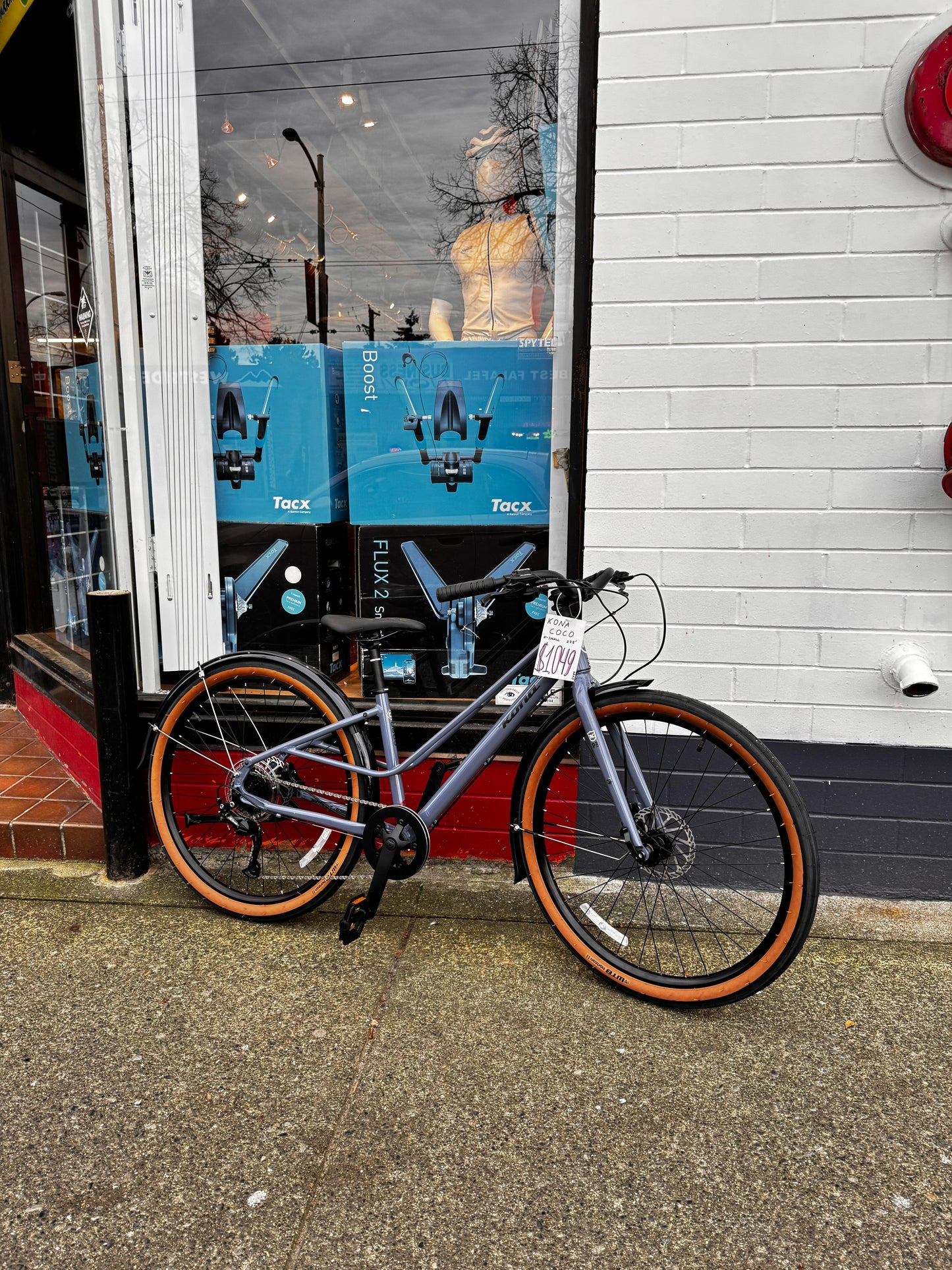 Kona Coco - Kona Bikes
More Bikes - More Bikes Vancouver - Vancouver - City Bike - Cruiser Bike - XS Bike - Small Bike