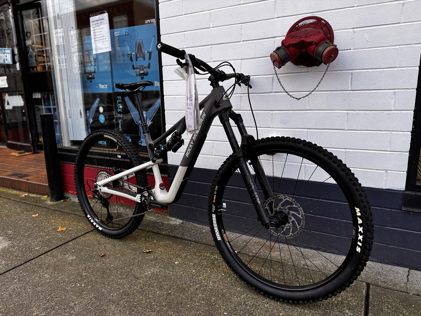 Rocky Mountain Instinct C50 - Rocky Mountain Bikes - Rocky Bikes - More Bikes - More Bikes Vancouver - Vancouver - Trail Bike