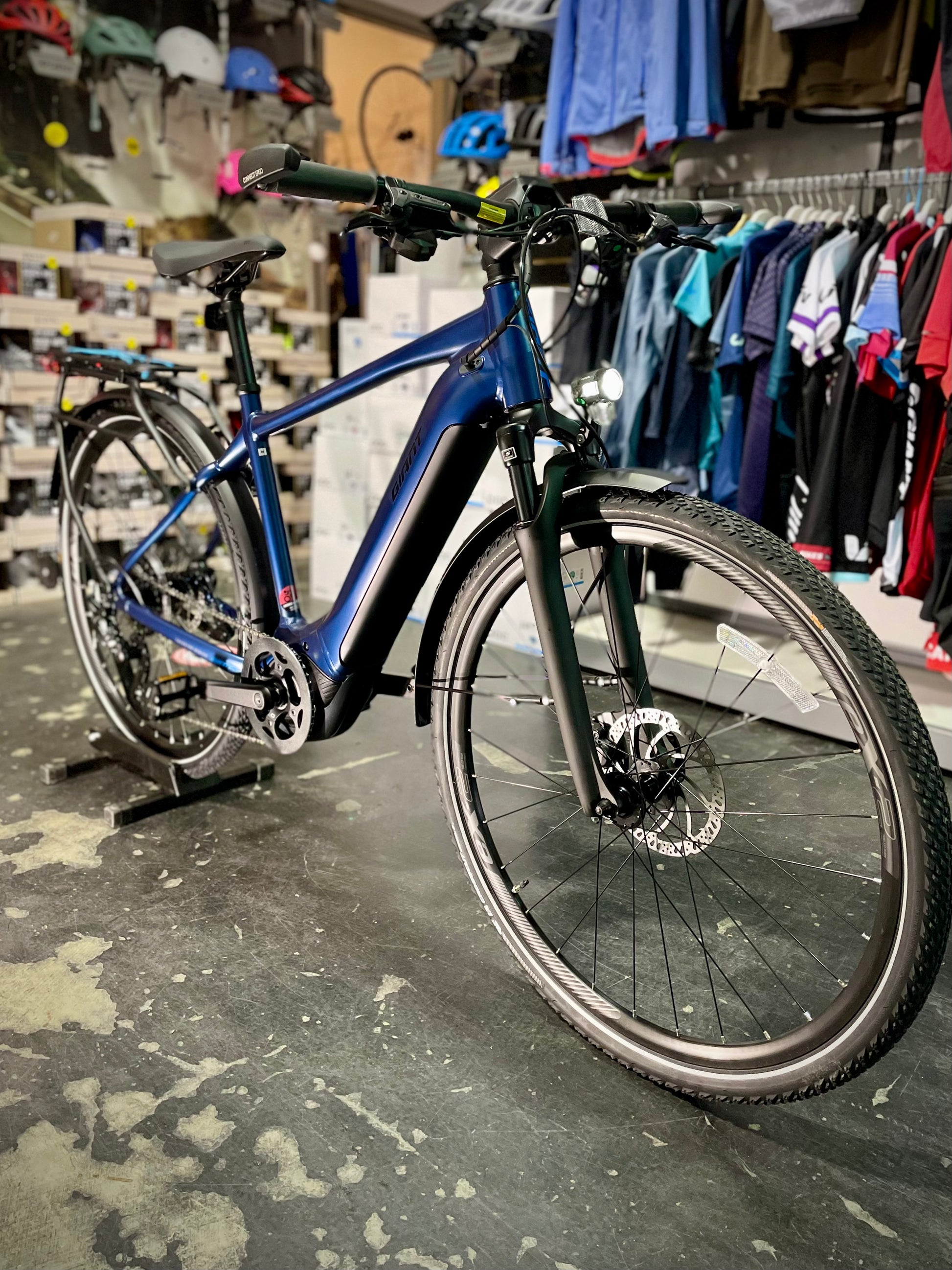 Giant 2022 - Explorer E+ 2 GTS - More Bikes Vancouver