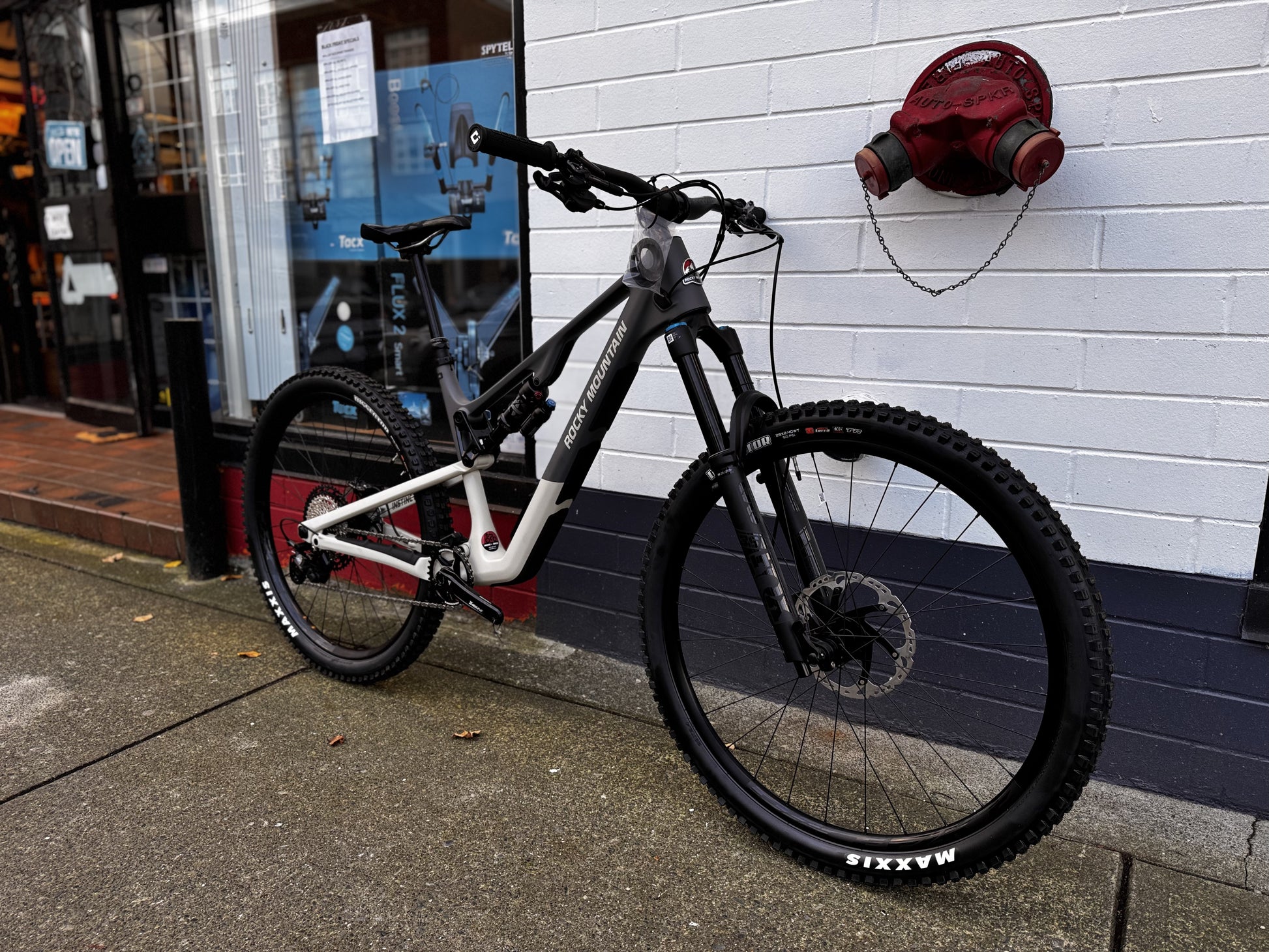 Rocky Mountain Instinct C70  - Rocky Mountain - Rocky Bikes - Rocky Mountain Bikes - Trail Bike - More Bikes - More Bikes Vancouver - Vancouver